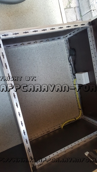 Paradiso 345 VI Innenverkleidungen und Elektrik