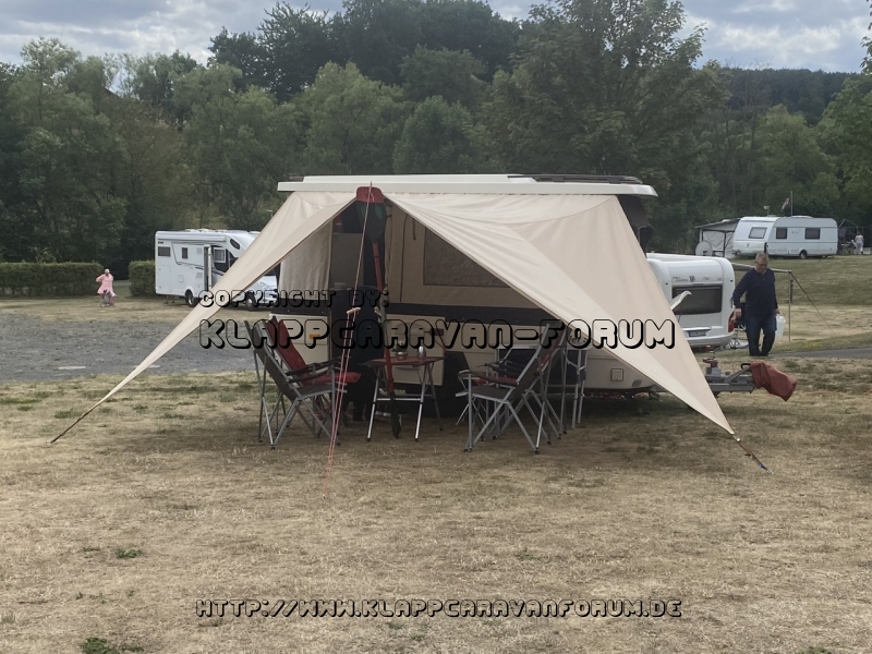 68418374-6668-4448-81A0-8E3859E018A1