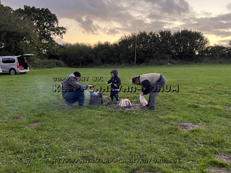 Vorbereitung des Feuers 2