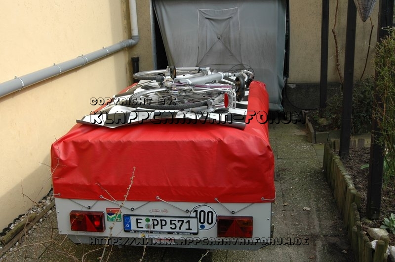 Fahrradtransport - Erstes Rad aufgeladen