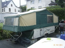 Trigano Randger 575 LX - Auf der Terrasse aufgeklappt.