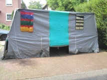 Beide Liegeflächen aufgeklappt