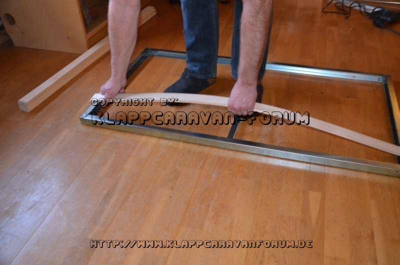 Camp-let Montage erhöhter Lattenrost