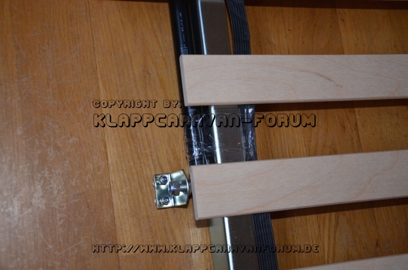 Camp-let Montage erhöhter Lattenrost